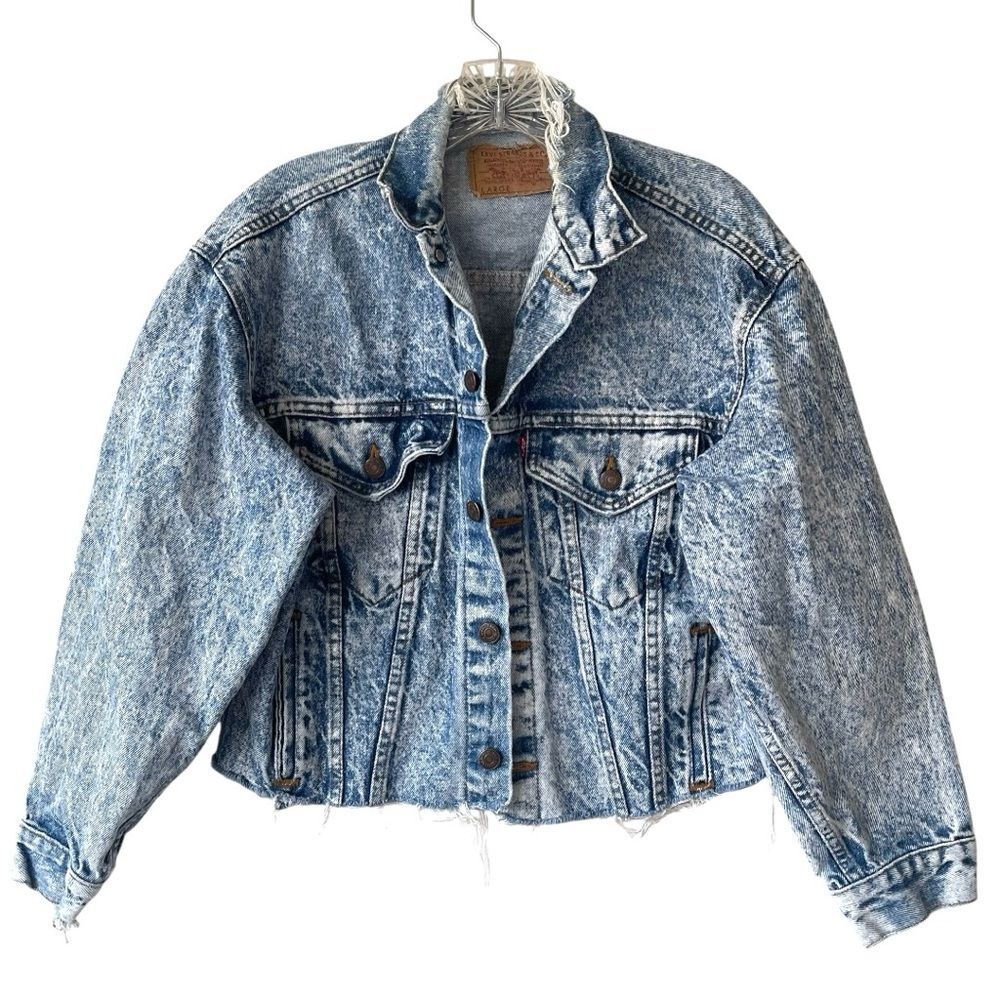 LEVI’S Vintage  Acid Wash Distressed  Trucker Jacket Size‎ Large